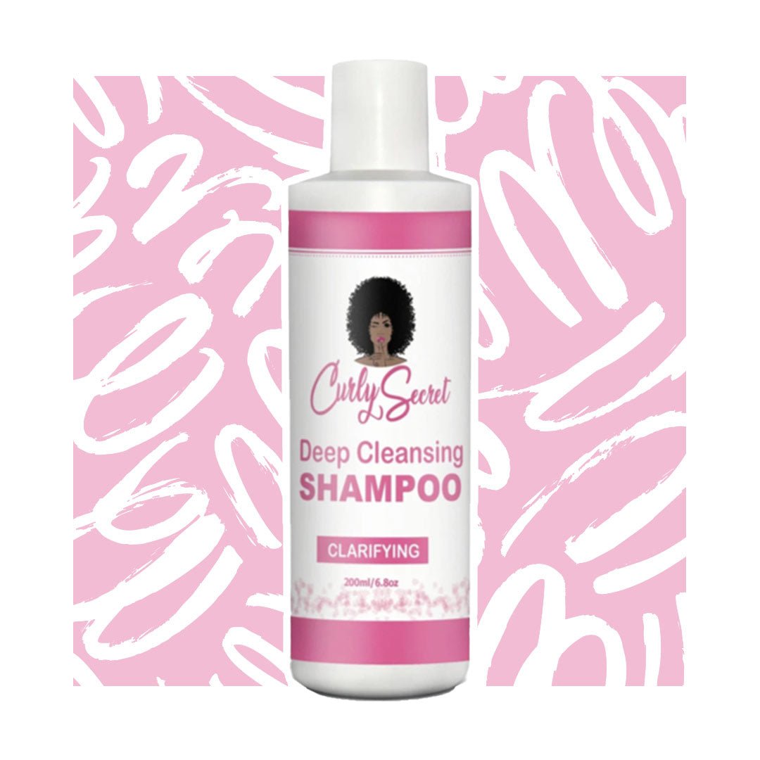 Deep Cleansing Shampoo Curly Secret Deep Cleansing Shampoo ist ein Shampoo für die Lockenpflege bei lockenkopf.com
